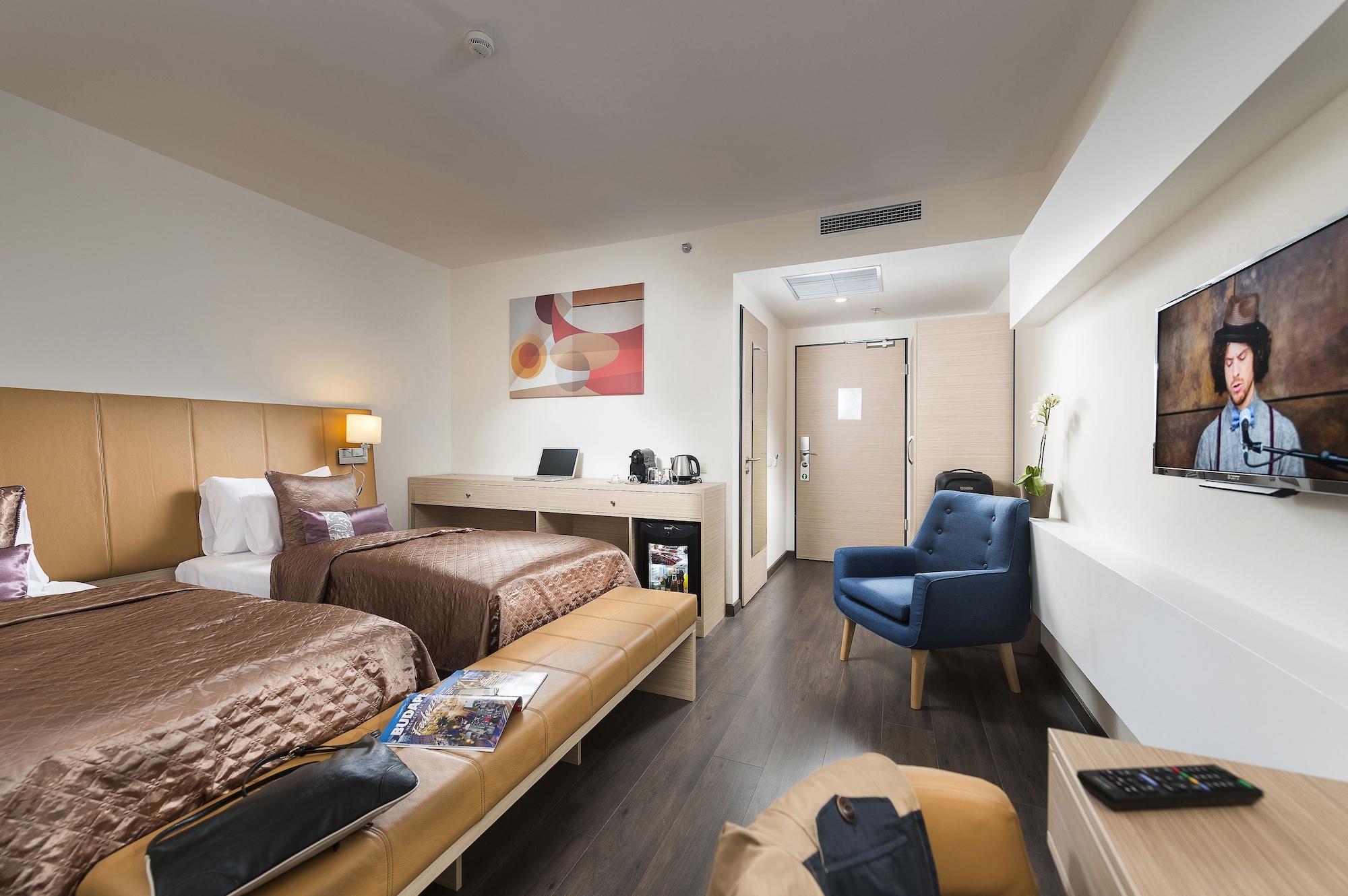 Bo33 Hotel Family & Suites Budapest Rum bild